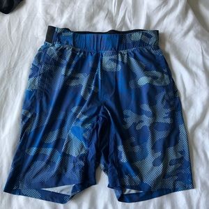 Lululemon THE short w/ liner